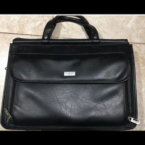US Luggage 5 Pocket Black Leather Briefcase